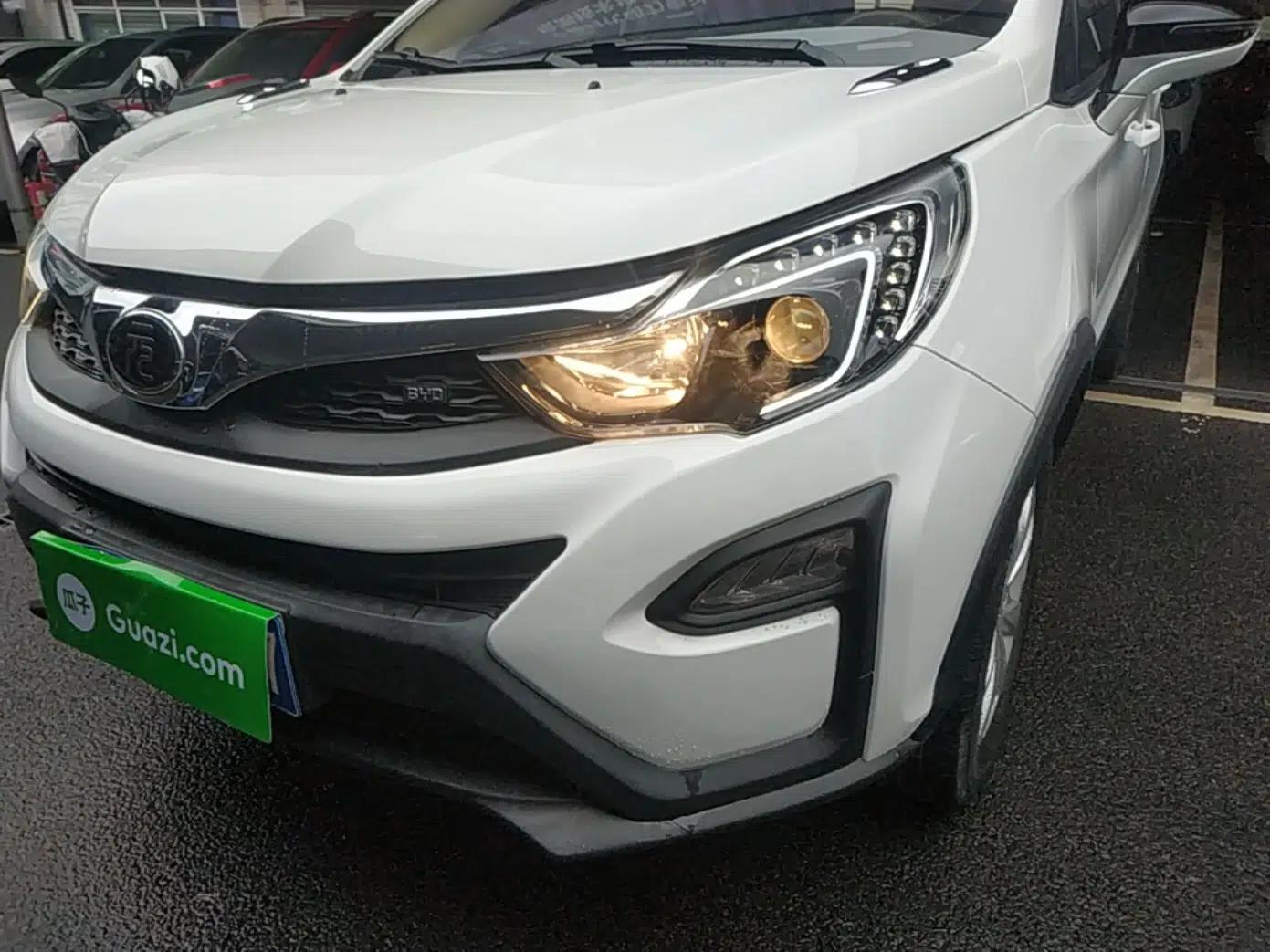 BYD Yuan 2017 1.5L Automatic Cool & Stylish Model — миниатюра 9