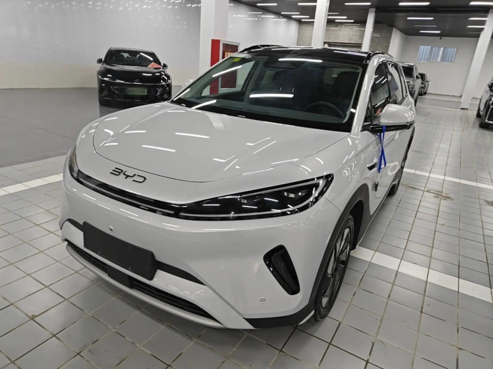 BYD Sealion 05 EV 2025 520 km Flagship SmartDrive Version — миниатюра 1