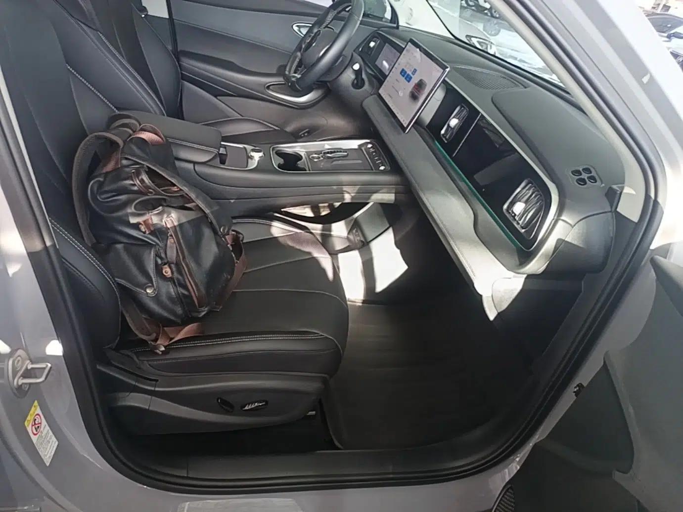 BYD Sealion 05 EV 2025 520 km Flagship SmartDrive Version — миниатюра 23