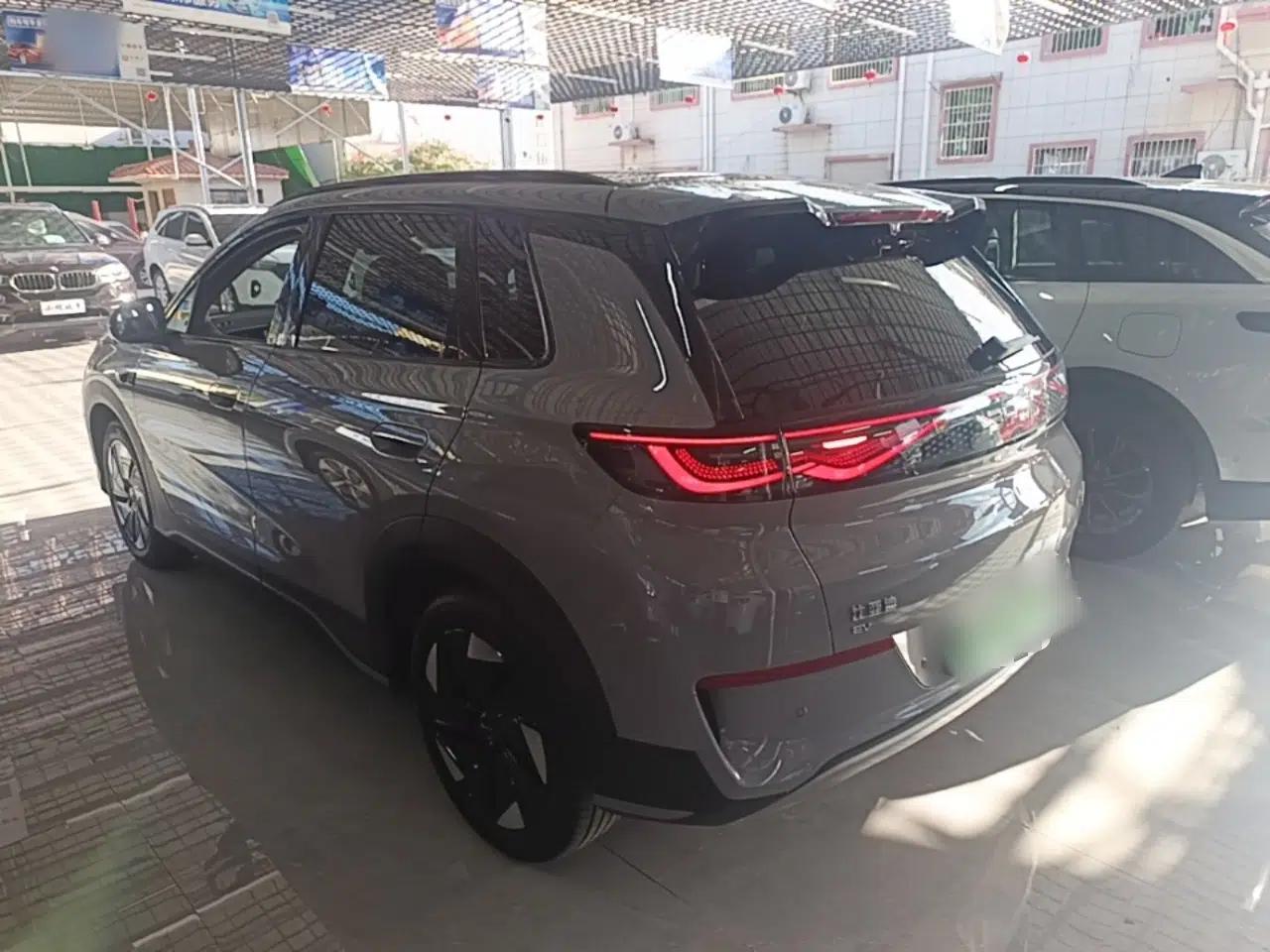 BYD Sealion 05 EV 2025 520 km Flagship SmartDrive Version — миниатюра 4