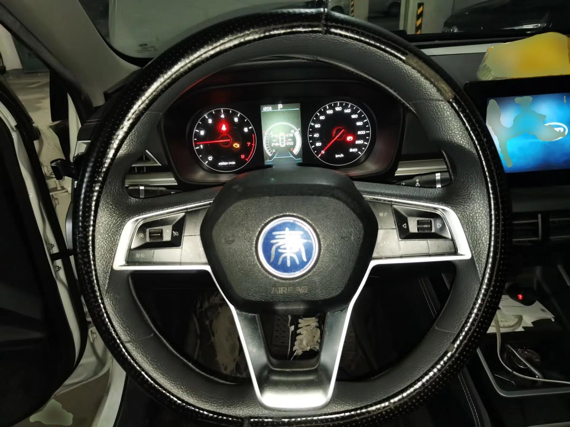 BYD Qin 2019 1.5L Automatic Luxury Model — миниатюра 11