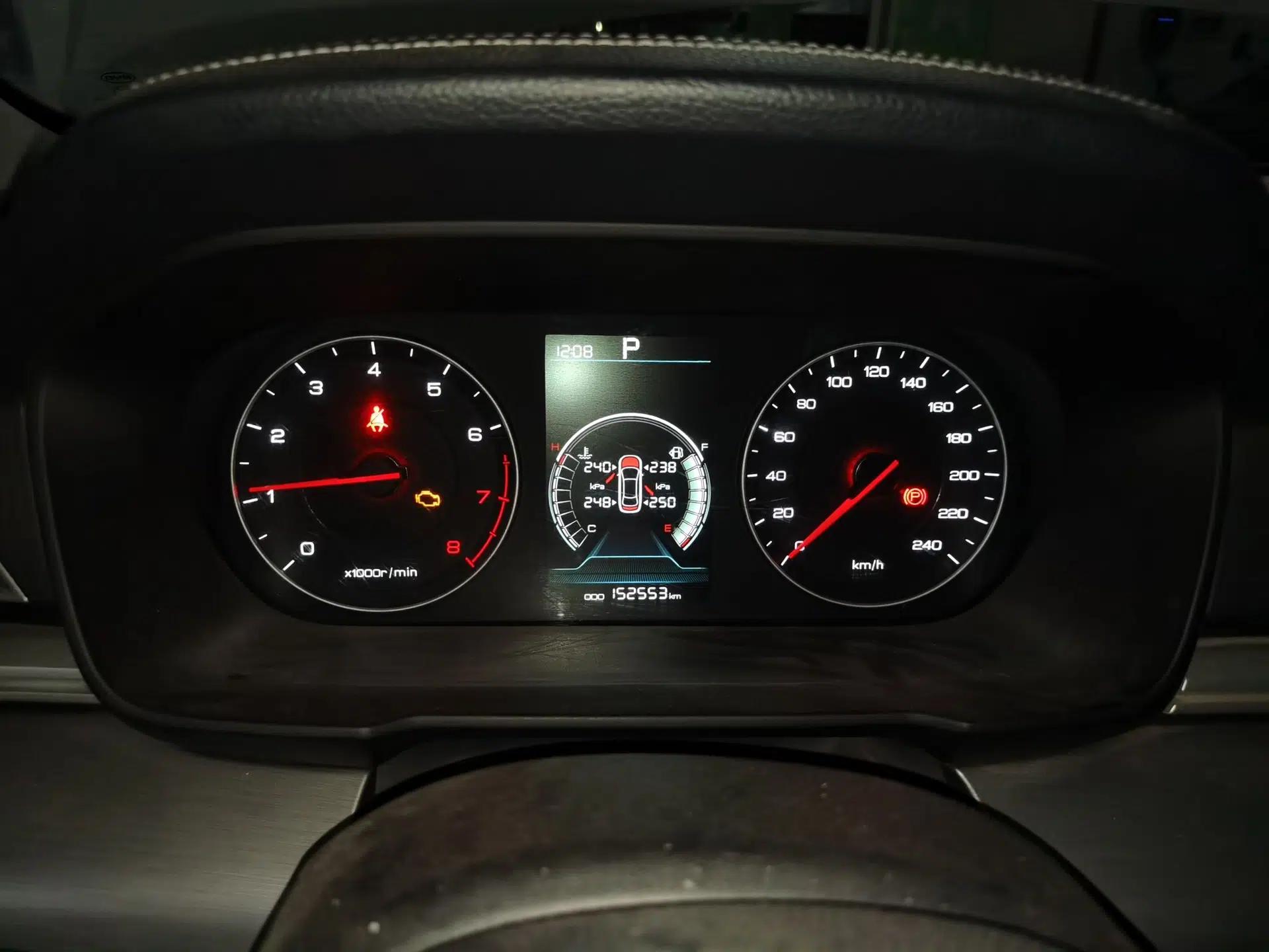BYD Qin 2019 1.5L Automatic Luxury Model — миниатюра 12