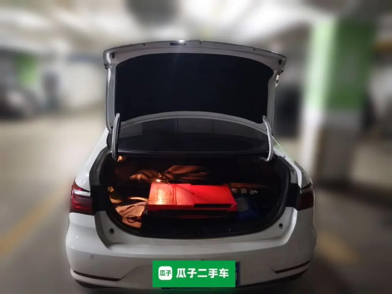 BYD Qin 2019 1.5L Automatic Luxury Model — миниатюра 20