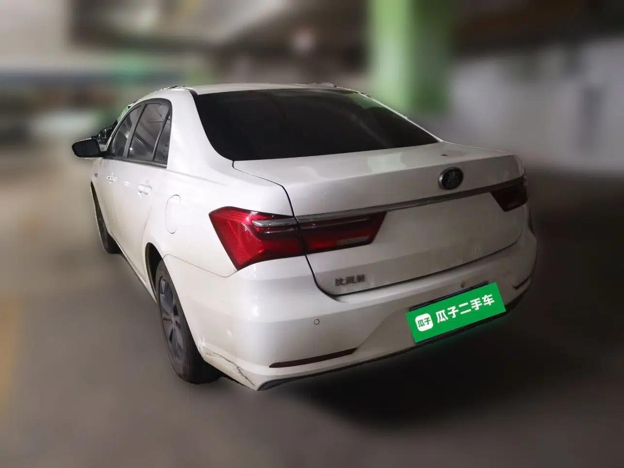 BYD Qin 2019 1.5L Automatic Luxury Model — миниатюра 4