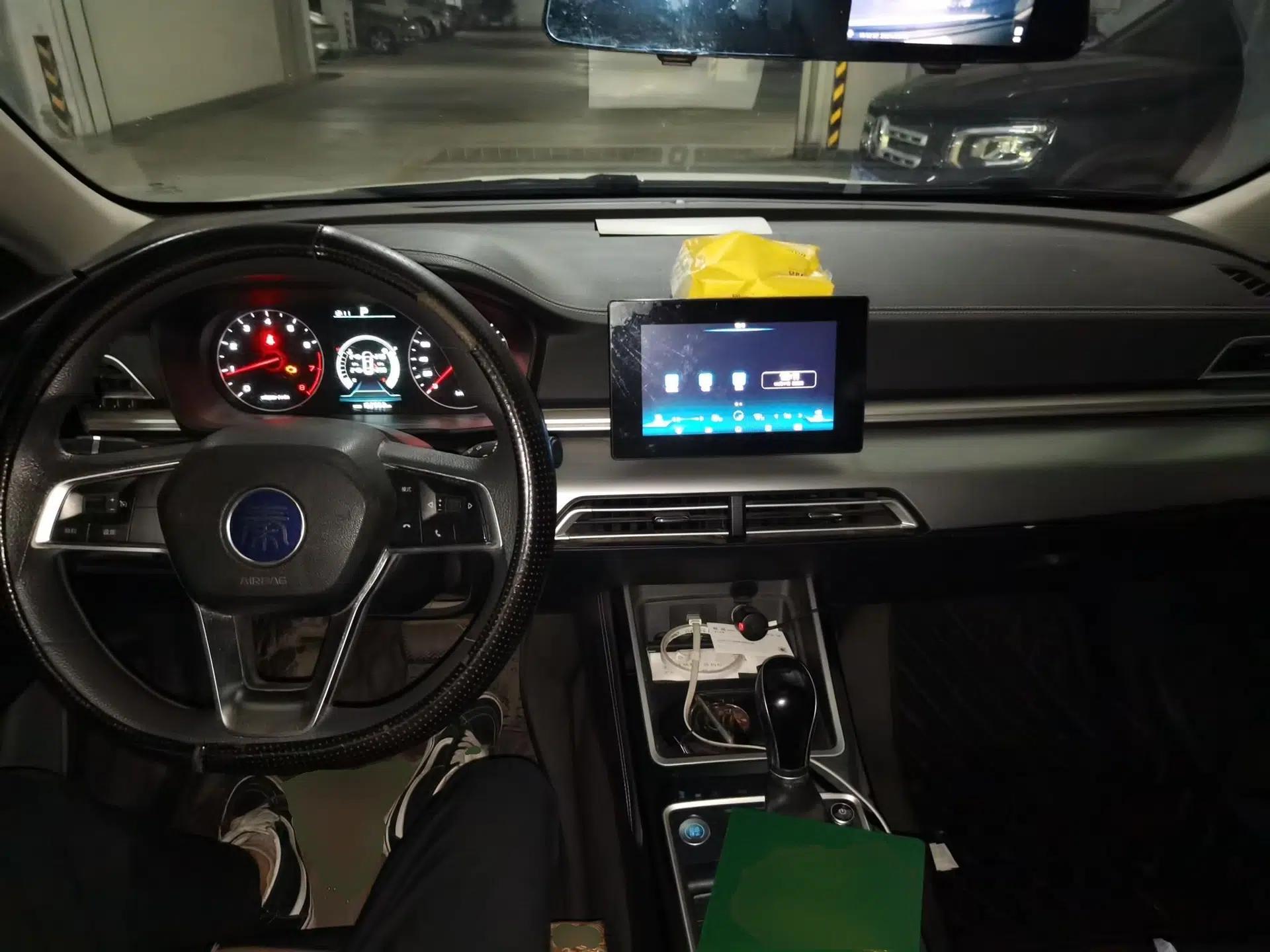 BYD Qin 2019 1.5L Automatic Luxury Model — миниатюра 10