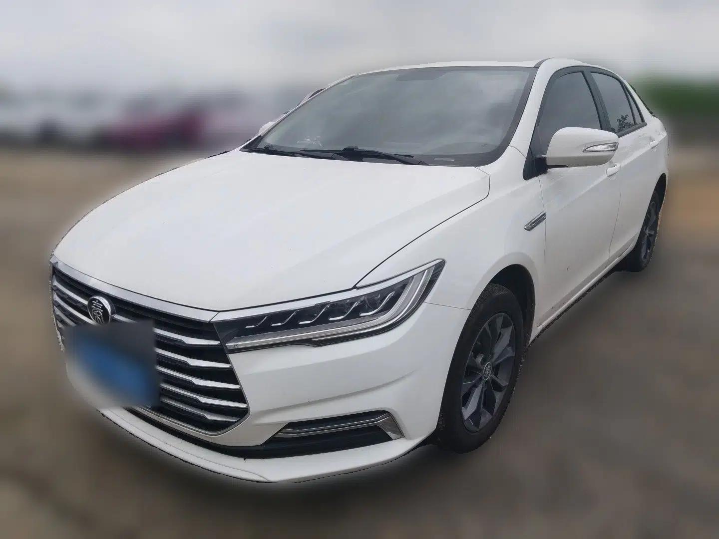 BYD Qin 2019 1.5L Automatic Luxury Model — миниатюра 1