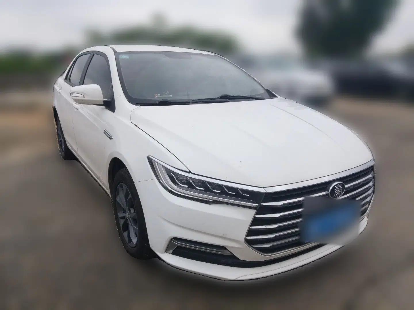 BYD Qin 2019 1.5L Automatic Luxury Model — миниатюра 3
