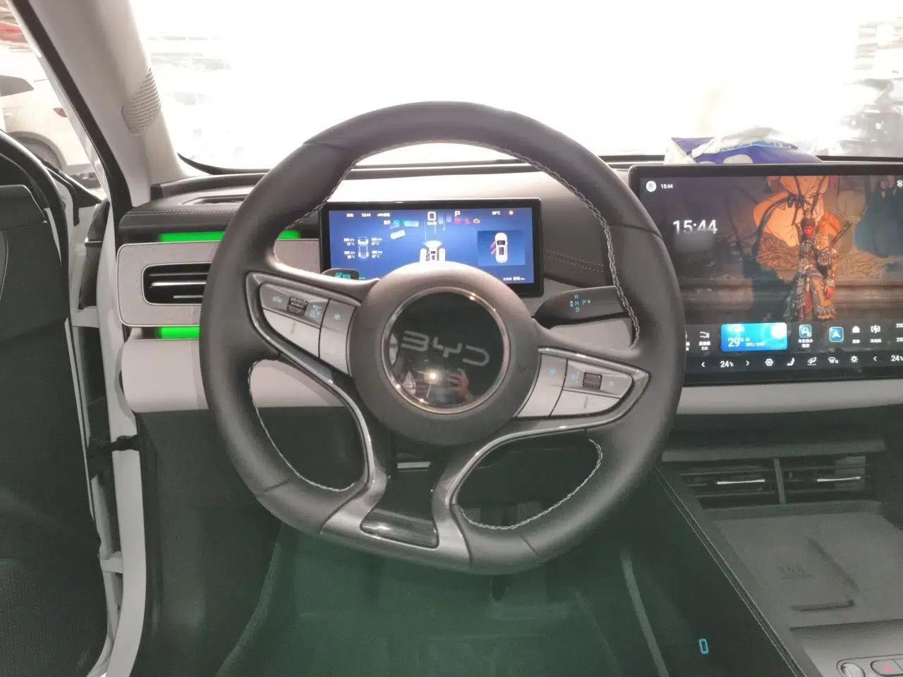 BYD Seal 06 DM-i Touring 2025 DM-i Touring High-End Model — миниатюра 11