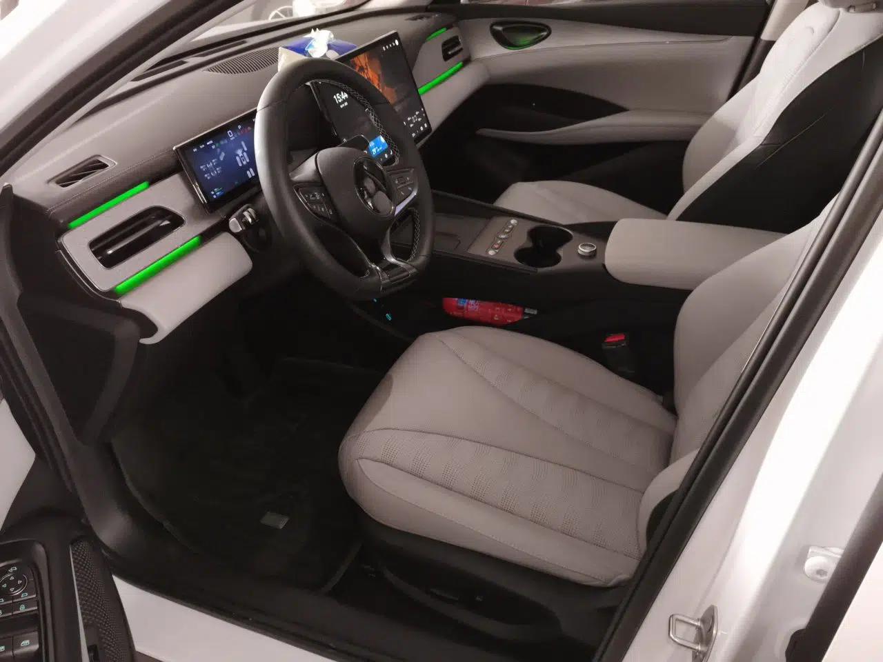 BYD Seal 06 DM-i Touring 2025 DM-i Touring High-End Model — миниатюра 17