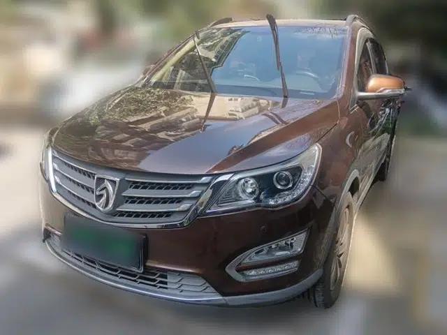 Baojun 560 2016 1.8L Manual Luxury Edition