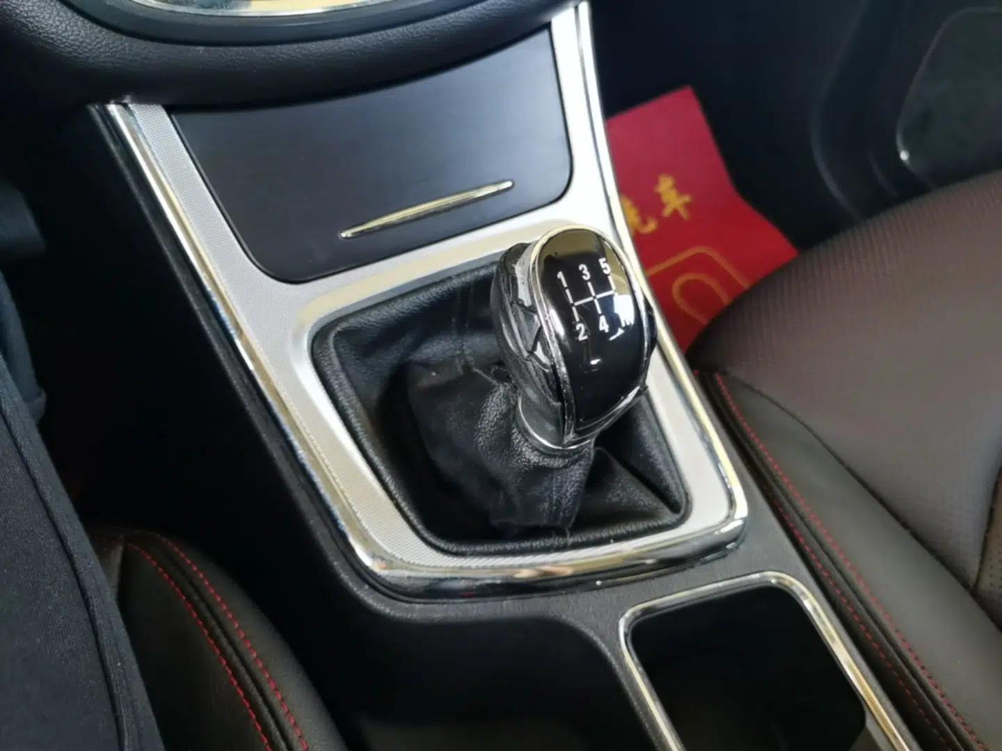 Baojun 560 2015 1.8L manual luxury version — миниатюра 17