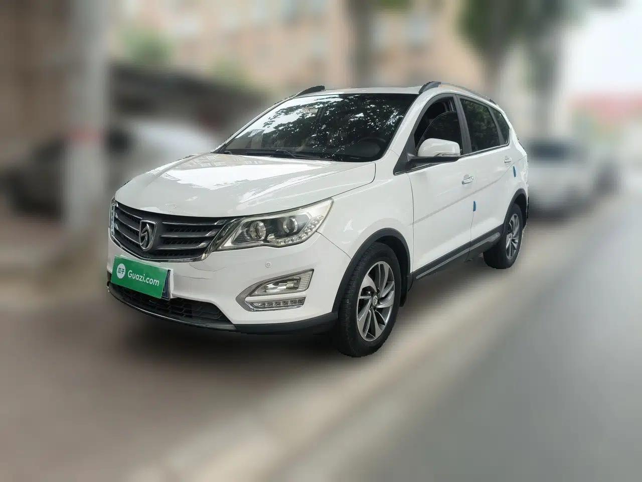 Baojun 560 2016 1.5T Manual Luxury Model — миниатюра 1