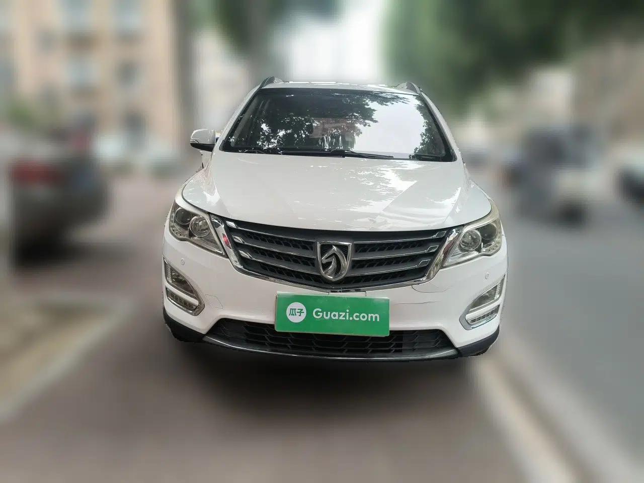 Baojun 560 2016 1.5T Manual Luxury Model — миниатюра 2