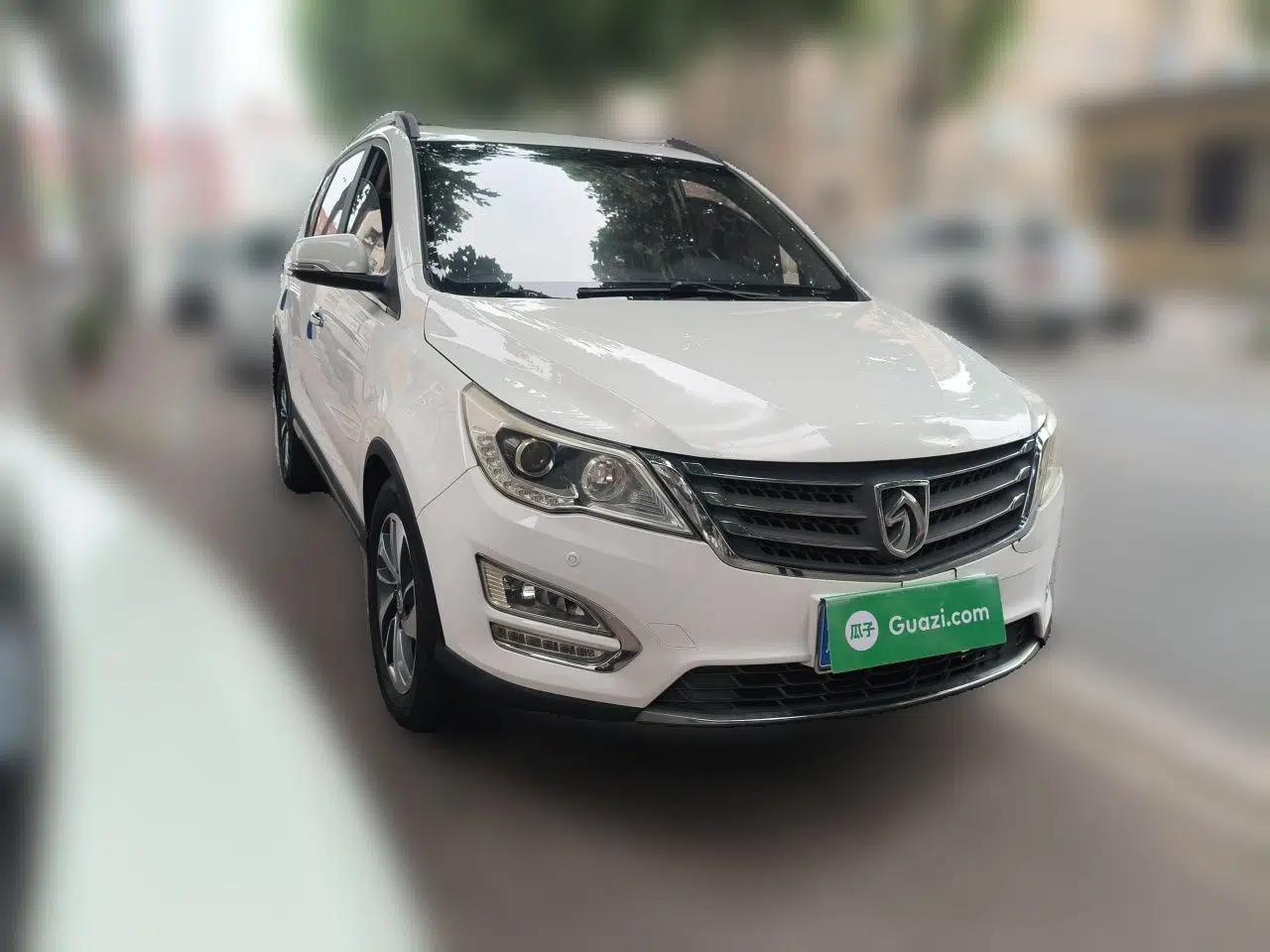 Baojun 560 2016 1.5T Manual Luxury Model — миниатюра 3