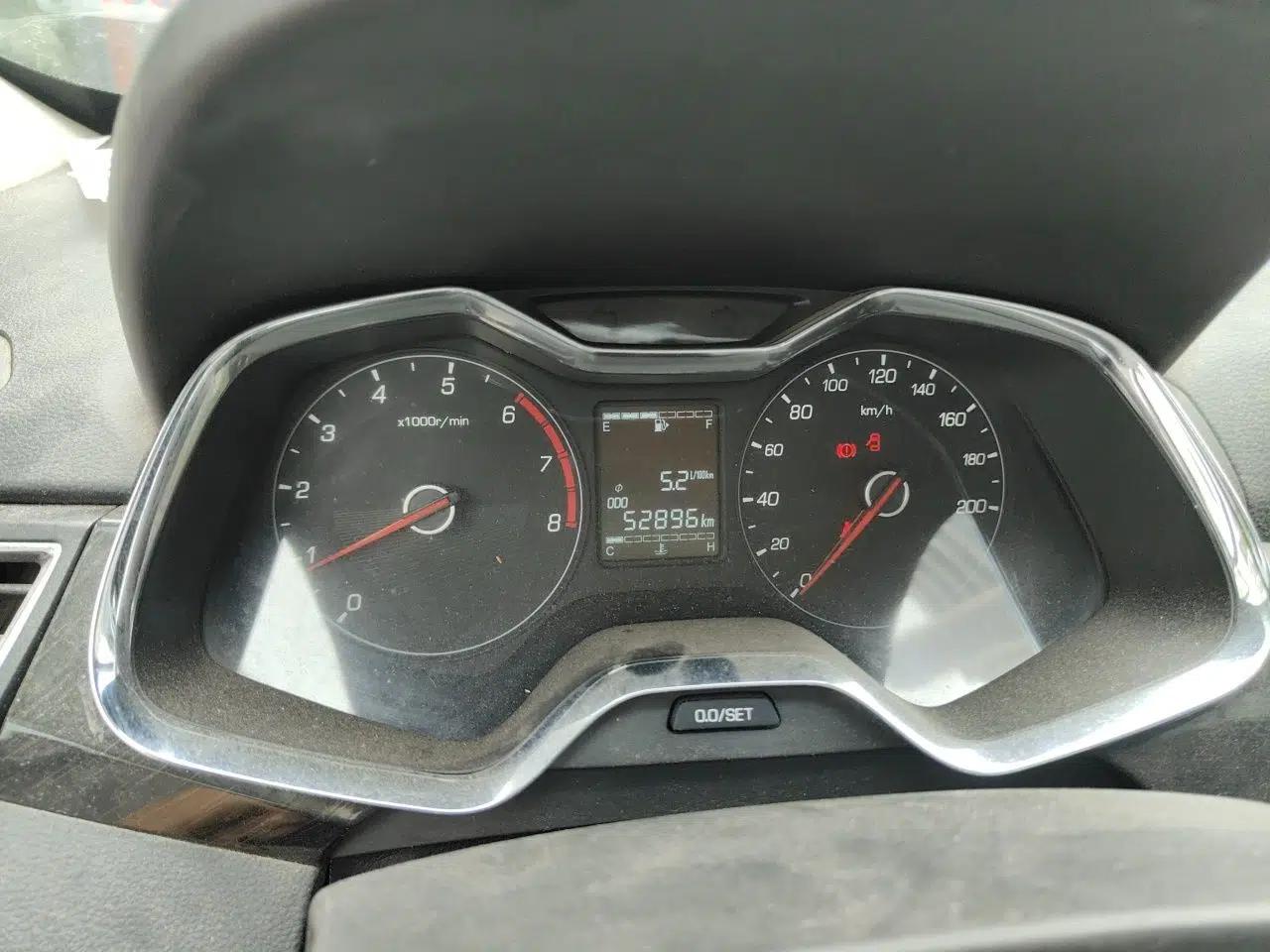 Baojun 310 2016 1.2L Manual Luxury Model — миниатюра 12