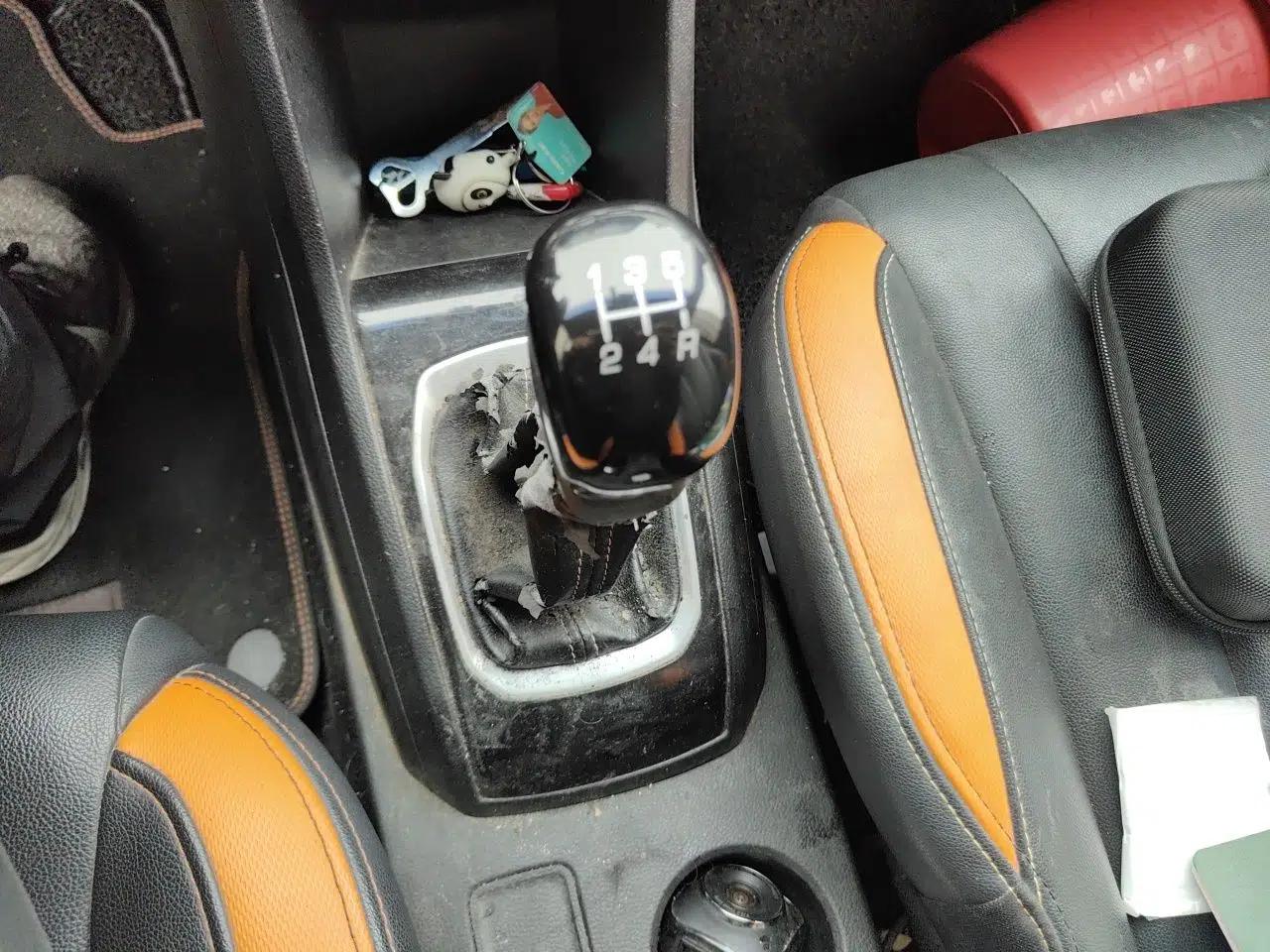 Baojun 310 2016 1.2L Manual Luxury Model — миниатюра 15