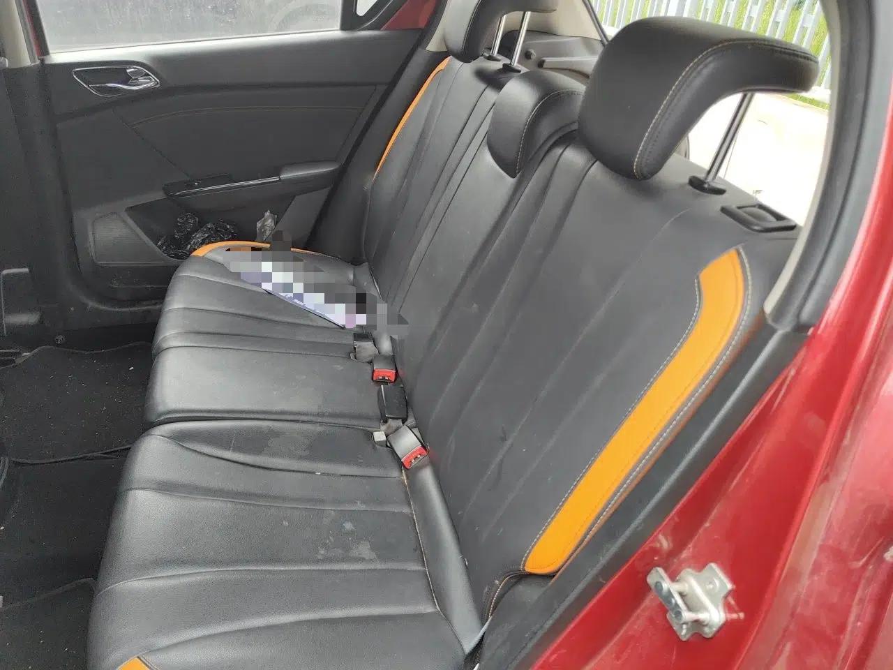 Baojun 310 2016 1.2L Manual Luxury Model — миниатюра 18