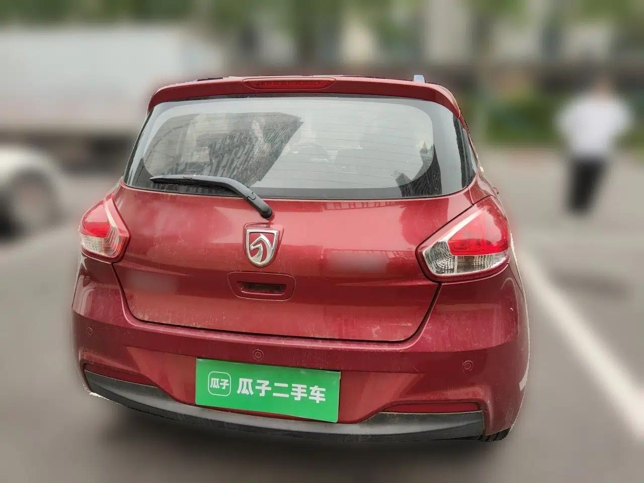 Baojun 310 2016 1.2L Manual Luxury Model — миниатюра 5