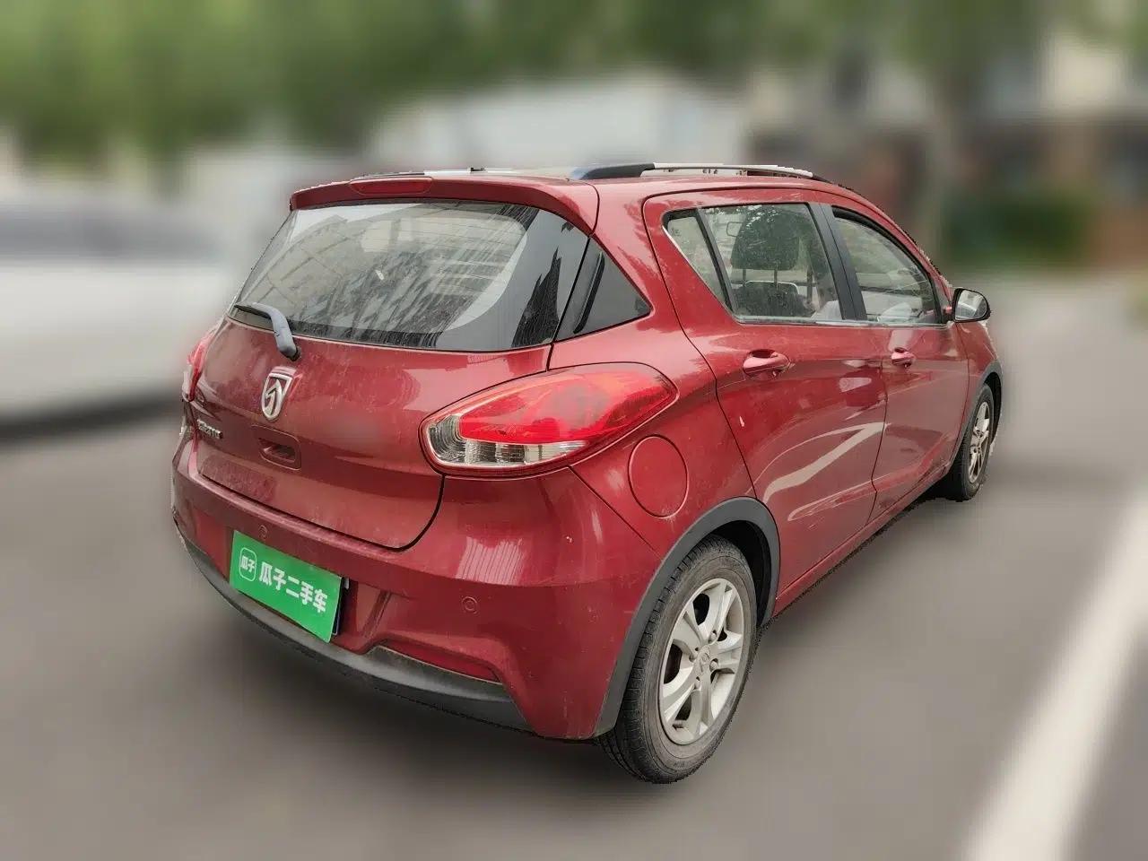 Baojun 310 2016 1.2L Manual Luxury Model — миниатюра 6