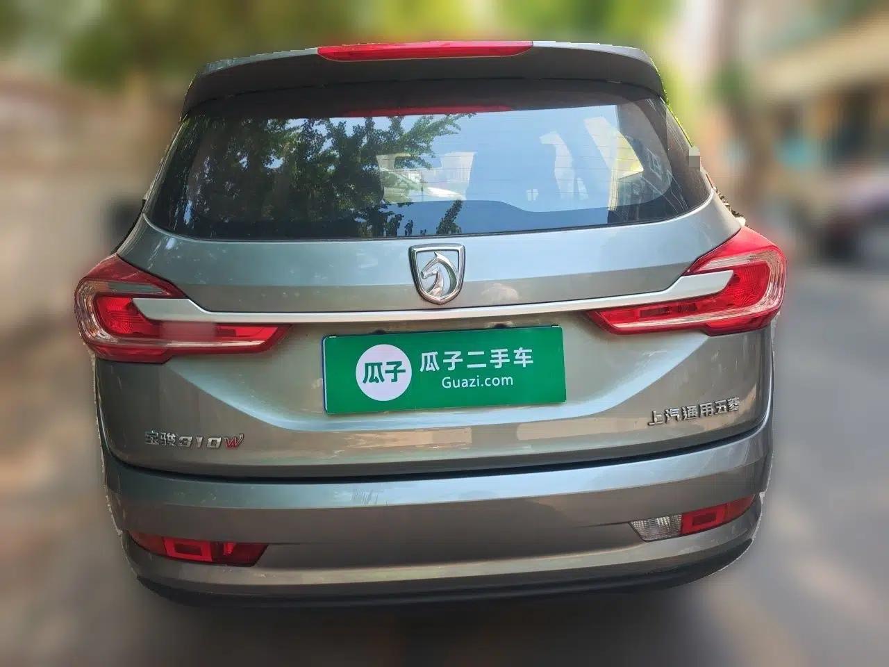 Baojun 310W 2017 1.5L Manual Comfort Version China VI Emission Standard — миниатюра 5