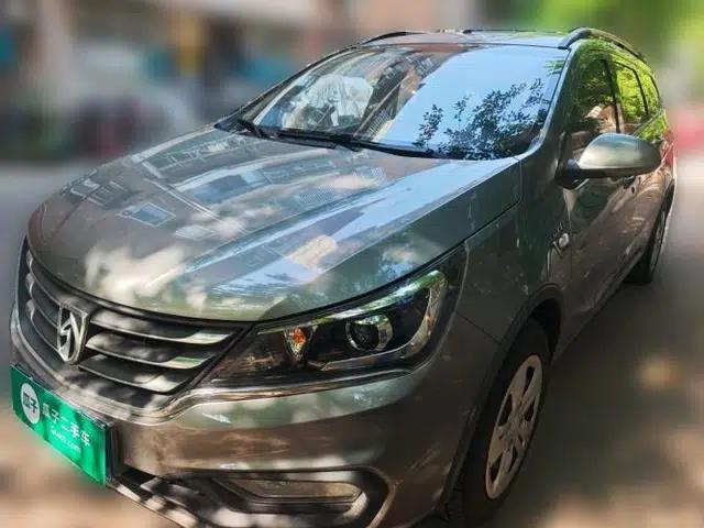 Baojun 310W 2017 1.5L Manual Comfort Version China VI Emission Standard