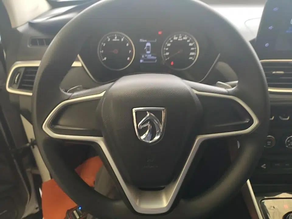 Baojun 530 2018 1.8L Automatic Elite Version China V Emission Standard — миниатюра 13