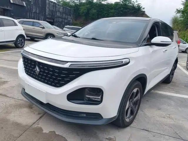 Baojun RM-5 2019 1.5T CVT 24-Hour Online Premium Version 7 Seats
