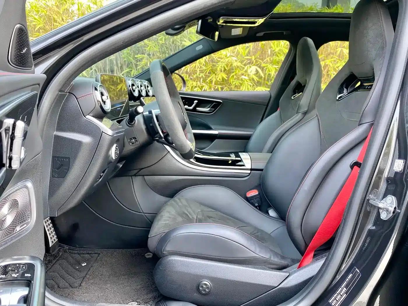 2024 Mercedes-Benz C-Class AMG C 43 4MATIC Special Edition — миниатюра 12