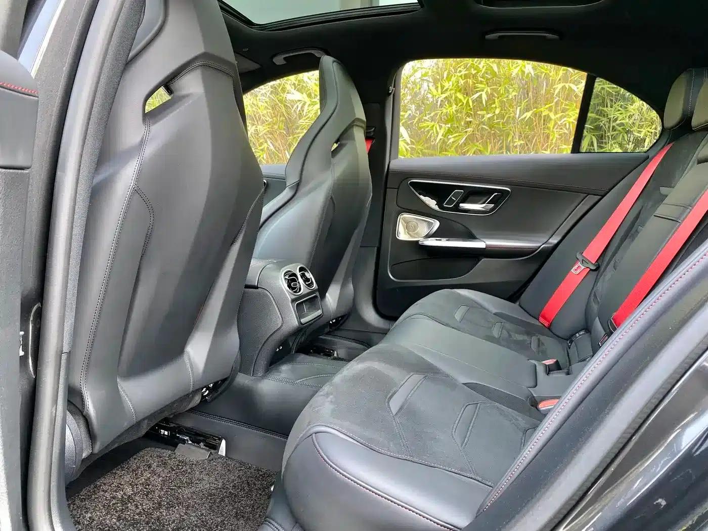 2024 Mercedes-Benz C-Class AMG C 43 4MATIC Special Edition — миниатюра 13