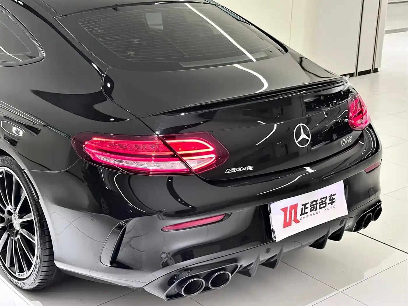 2023 Mercedes-Benz C-Class AMG C 43 4MATIC Coupe — миниатюра 3
