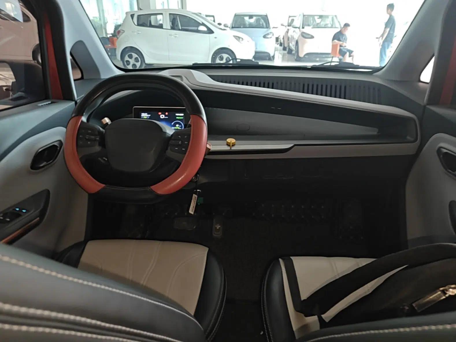 Baojun E200 2018 Intelligent Driving Edition — миниатюра 13