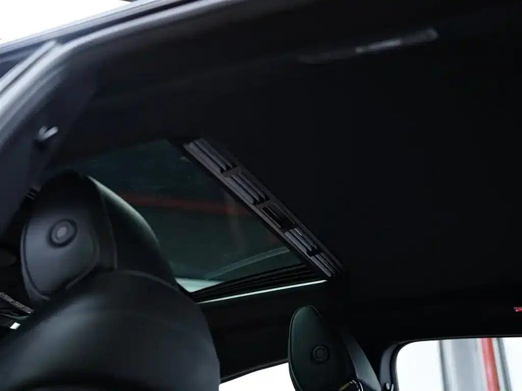2019 AMG GT 63 S 4MATIC+ four-door coupe — миниатюра 36