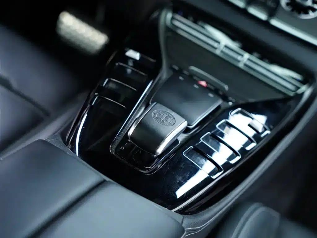 2019 AMG GT 63 S 4MATIC+ four-door coupe — миниатюра 46