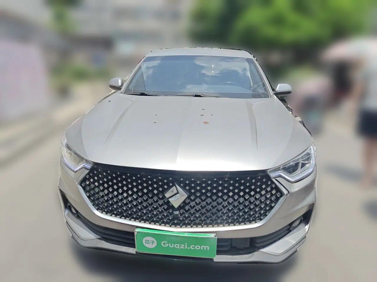 Baojun RC-6 2019 1.5T CVT 24-Hour Online Luxury Edition — миниатюра 2