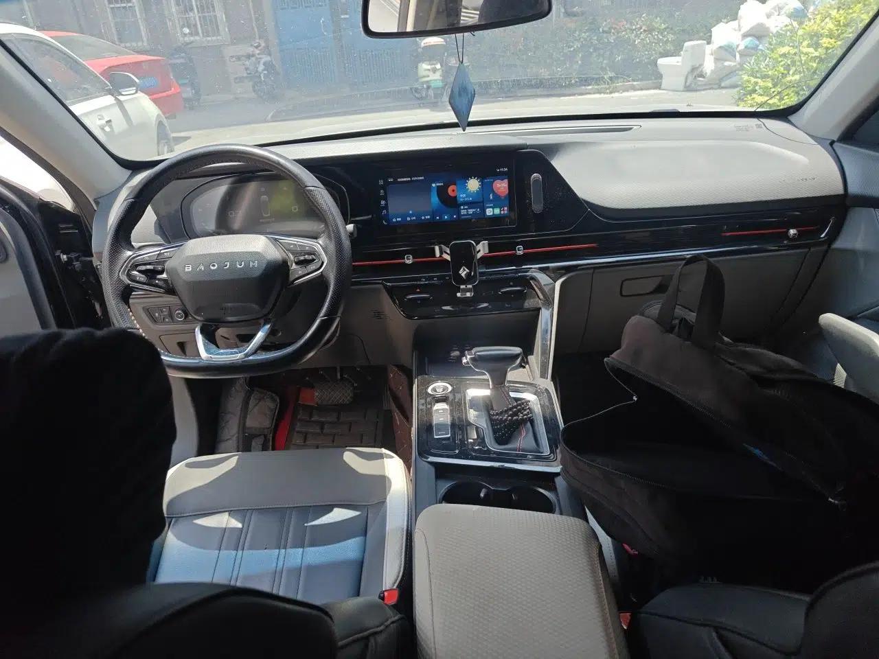 Baojun RC-6 2019 1.5T CVT 24-Hour Online Luxury Edition — миниатюра 18