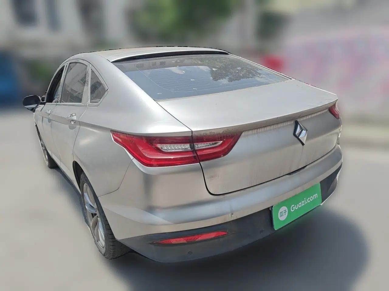 Baojun RC-6 2019 1.5T CVT 24-Hour Online Luxury Edition — миниатюра 4