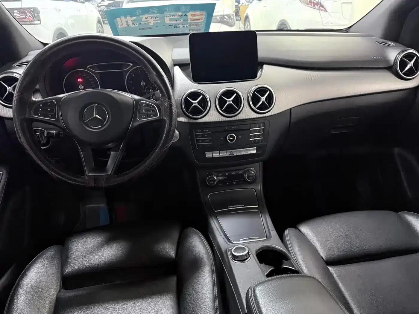 2017 Mercedes-Benz B-Class B 200 Fashion Edition — миниатюра 12