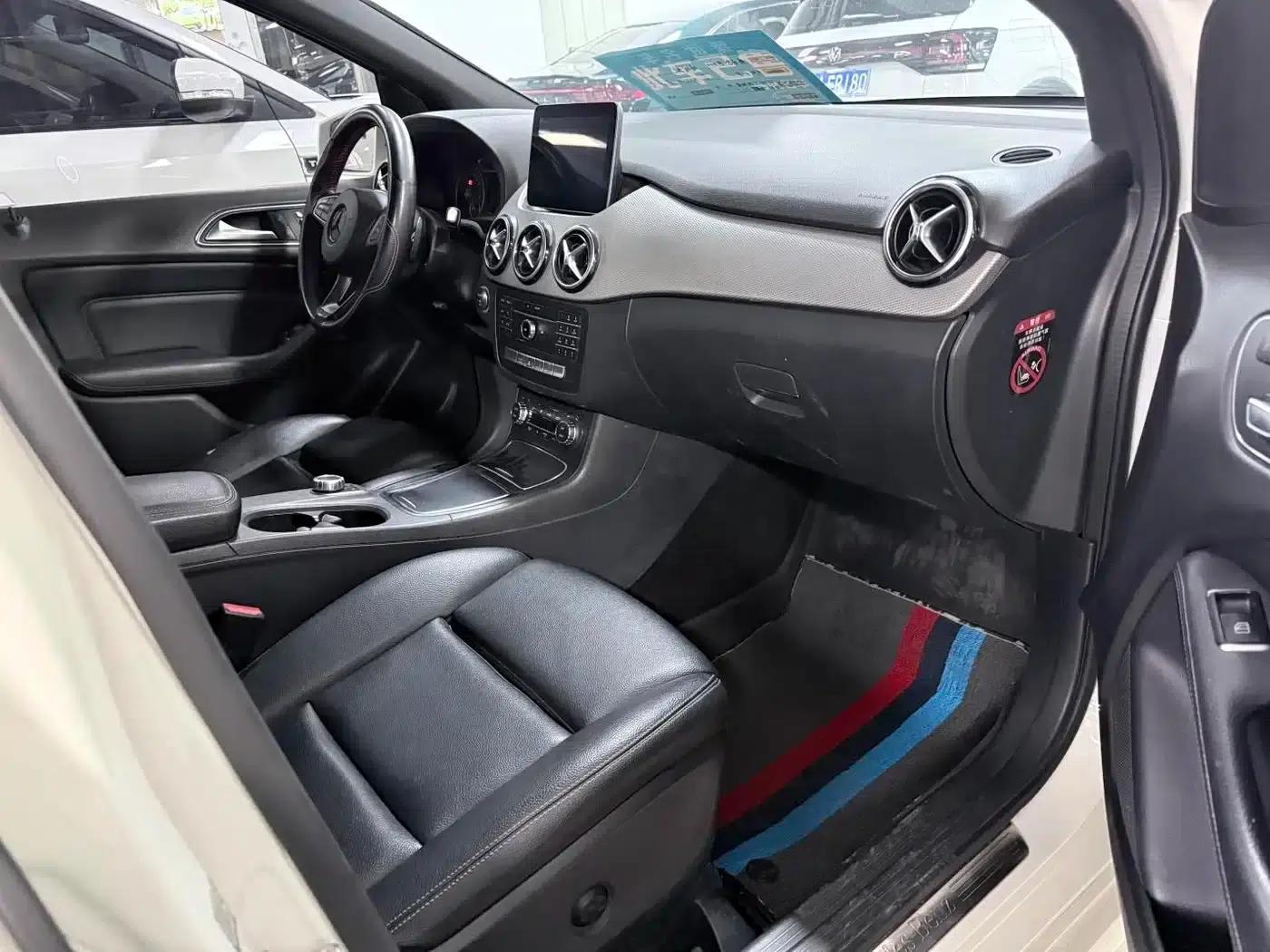 2017 Mercedes-Benz B-Class B 200 Fashion Edition — миниатюра 20