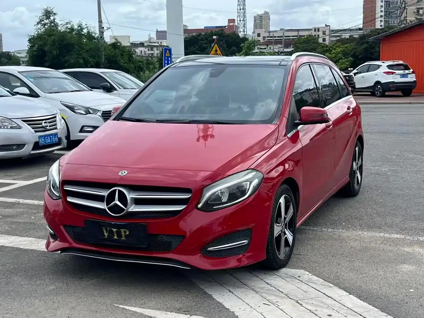 2017 Mercedes-Benz B-Class B 200 Fashion Edition — миниатюра 1