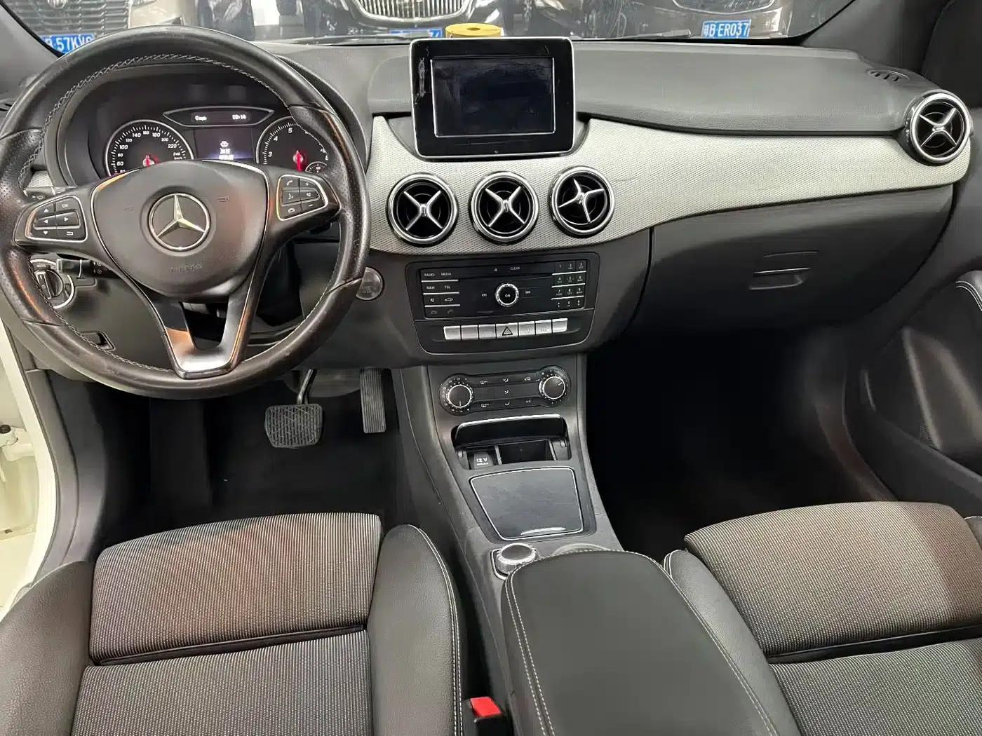 2015 Mercedes-Benz B-Class B 200 Dynamic — миниатюра 6