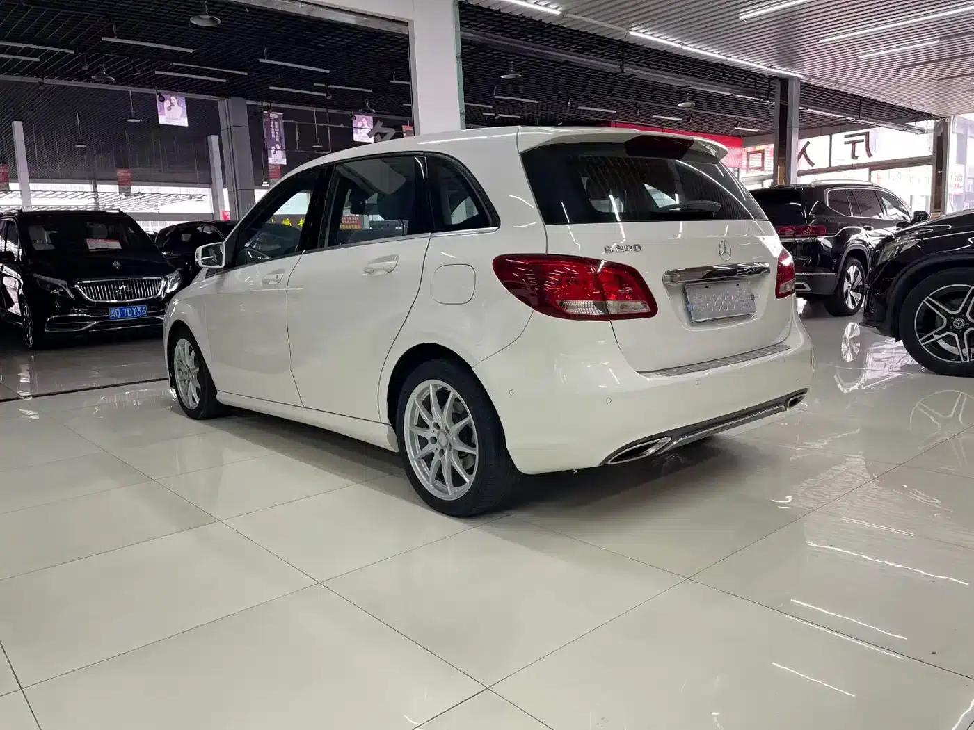 2015 Mercedes-Benz B-Class B 200 Dynamic — миниатюра 9