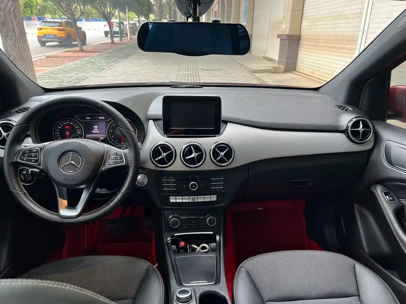 2015 Mercedes-Benz B-Class B 200 Dynamic — миниатюра 9