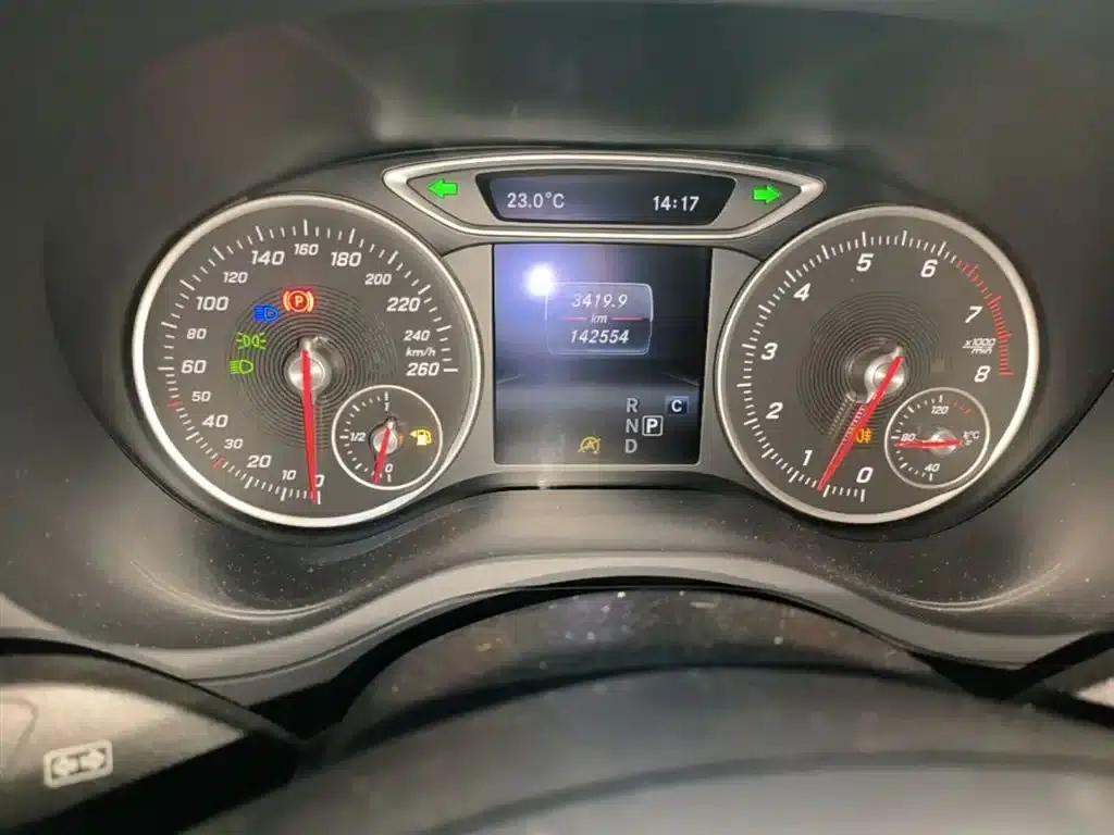 2017 Mercedes-Benz B-Class B 200 Dynamic — миниатюра 11