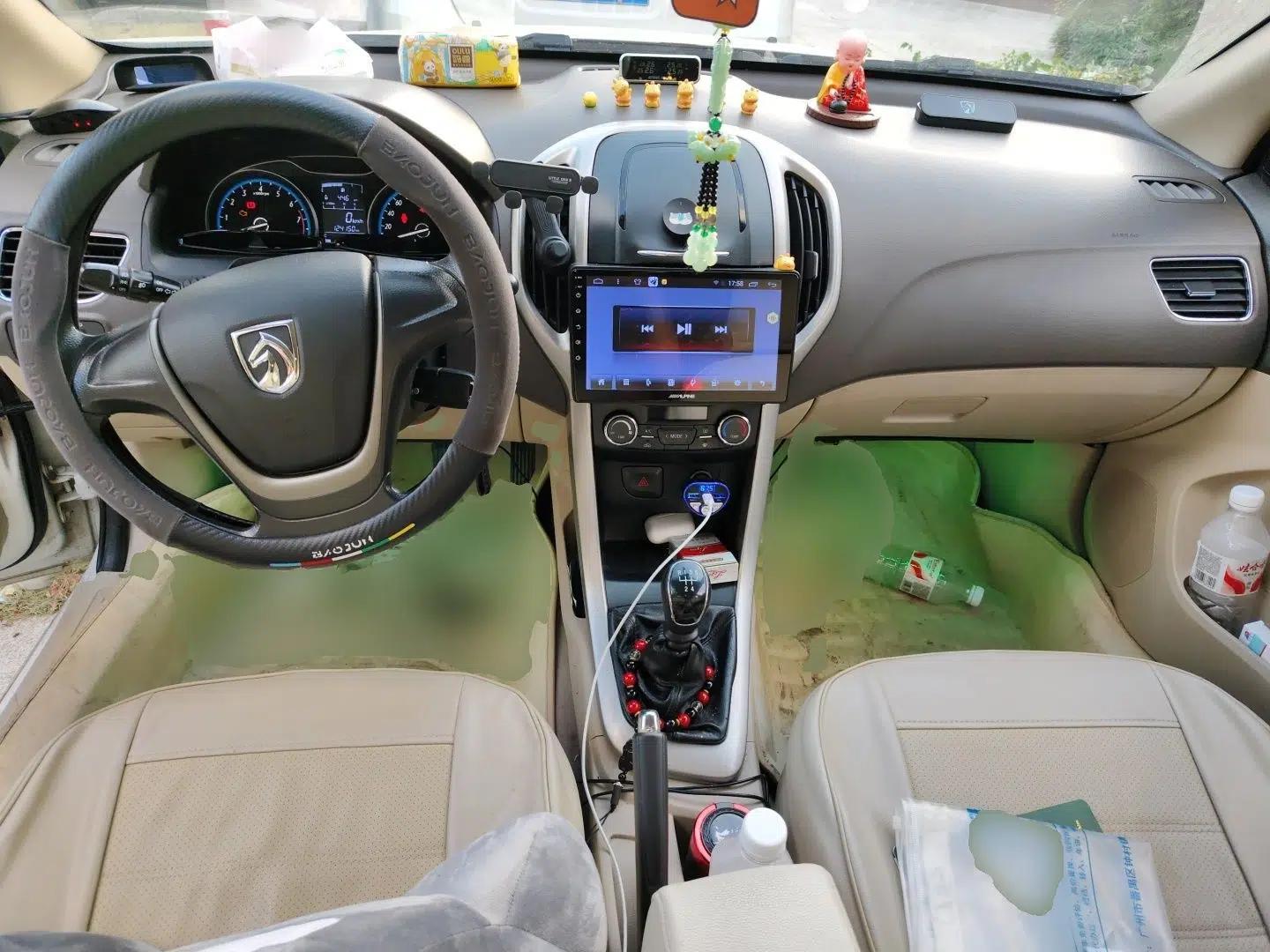 Baojun 610 2014 1.5L manual Comfort trim level — миниатюра 10
