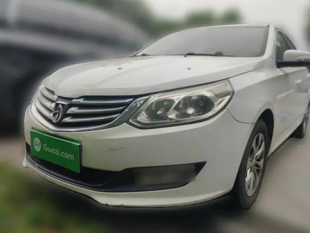 Baojun 610 2014 1.5L manual Comfort trim level