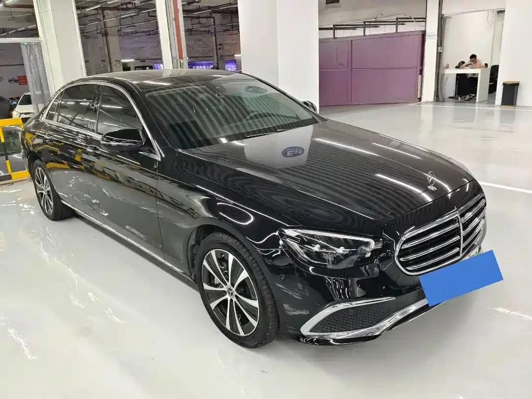 Mercedes-Benz E-Class PHEV 2022 E 350 e L Plug-in Hybrid Sedan — миниатюра 3