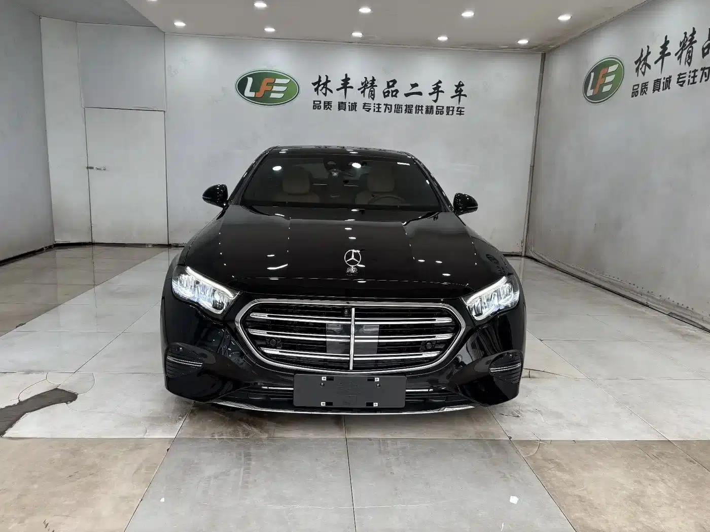 Mercedes-Benz E-Class PHEV 2024 E 350 e L Plug-in Hybrid Sedan — миниатюра 2