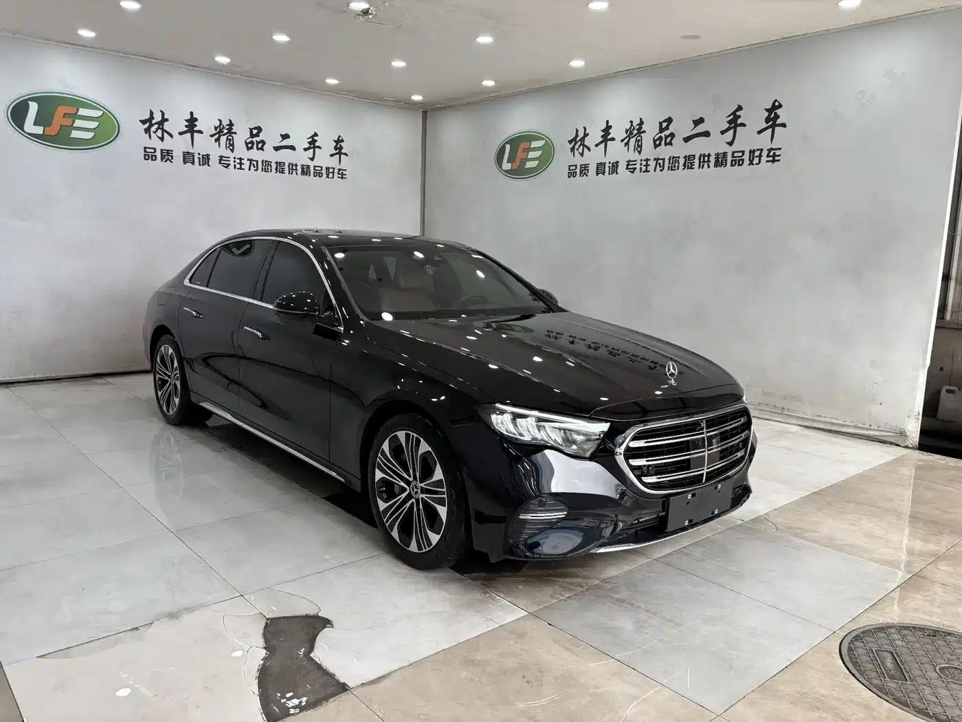 Mercedes-Benz E-Class PHEV 2024 E 350 e L Plug-in Hybrid Sedan — миниатюра 3