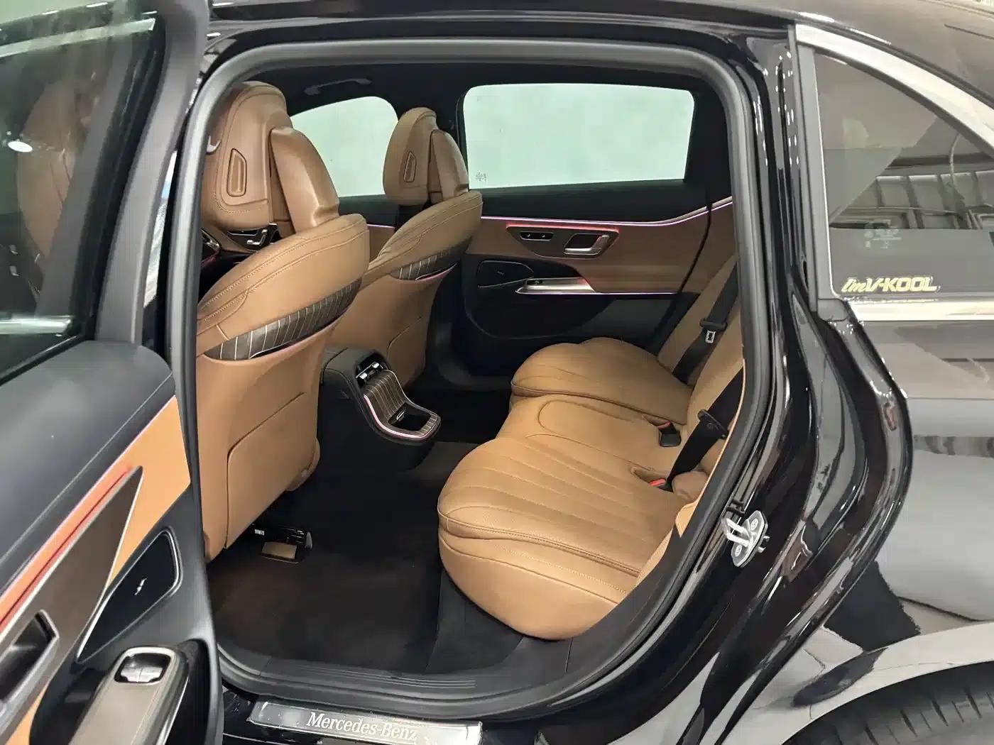 Mercedes-Benz E-Class PHEV 2024 E 350 e L Plug-in Hybrid Sedan — миниатюра 21