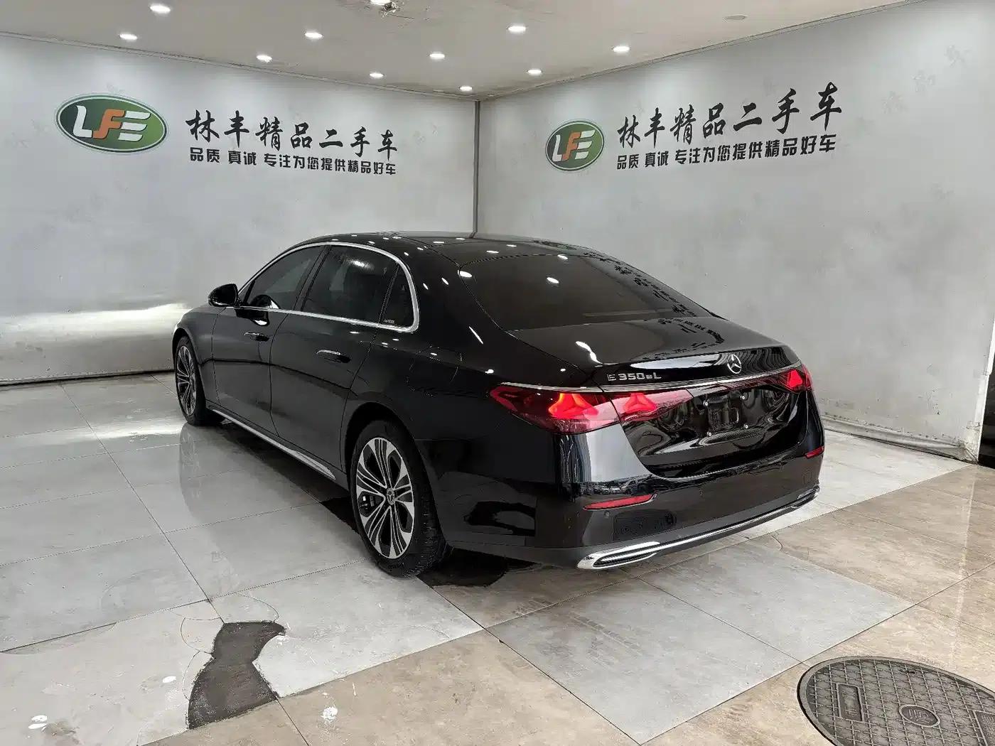 Mercedes-Benz E-Class PHEV 2024 E 350 e L Plug-in Hybrid Sedan — миниатюра 5